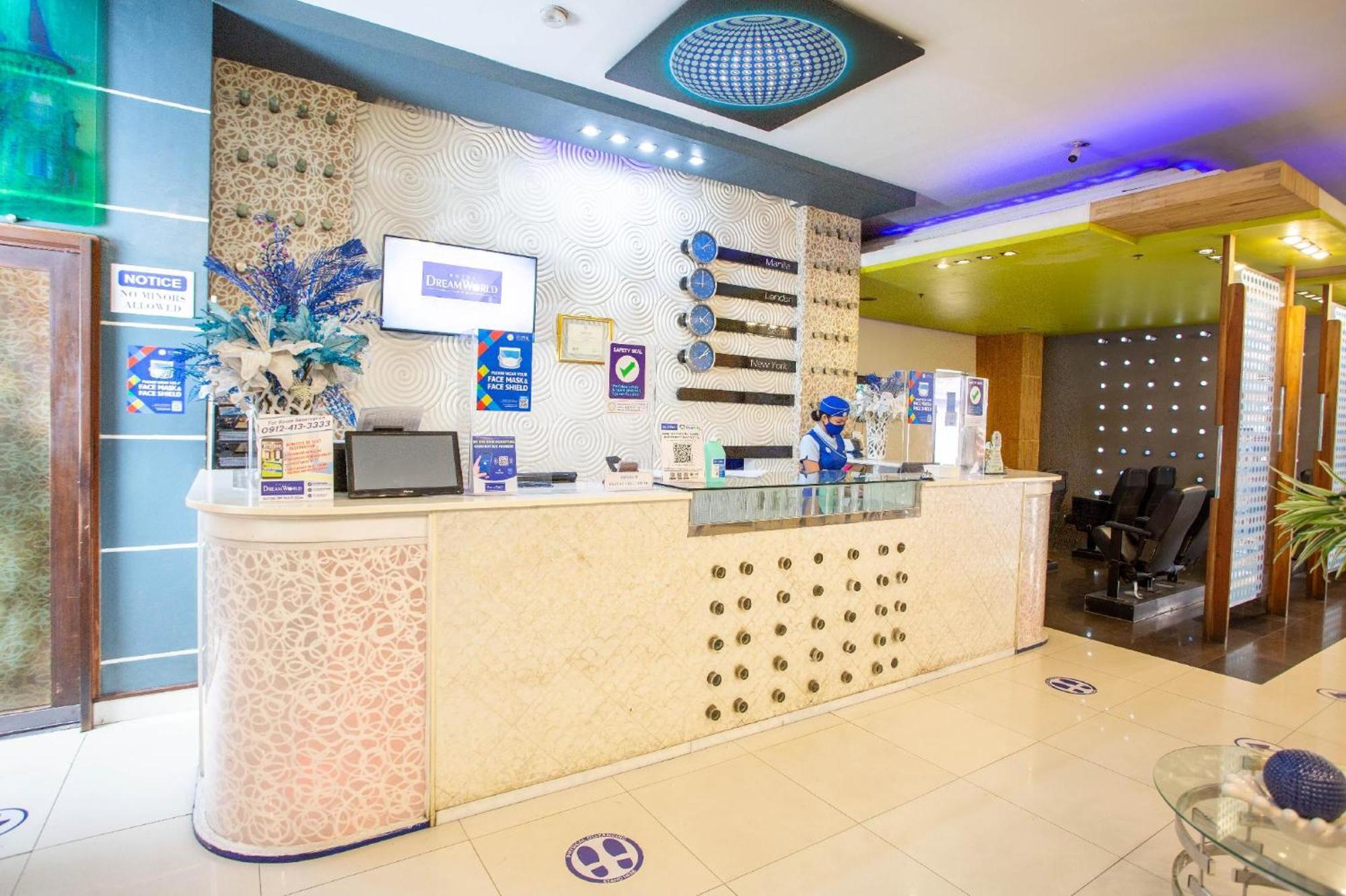 Hotel Dreamworld North Edsa Quezon City Exterior photo